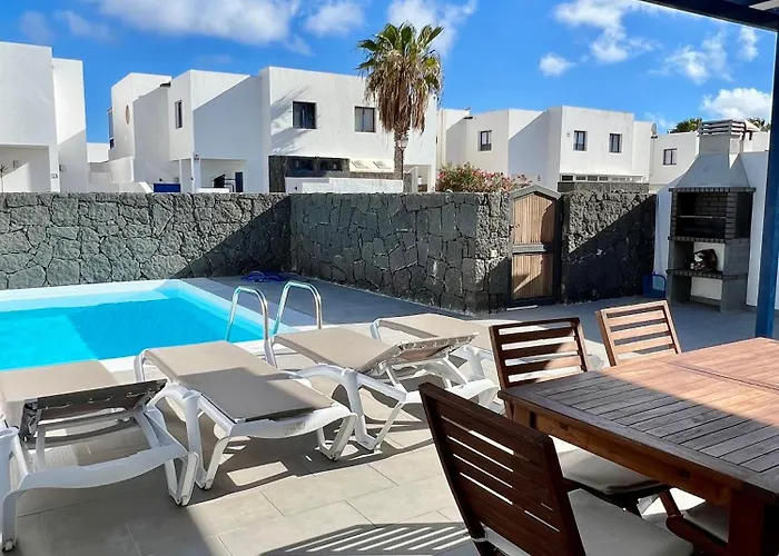 Lovely Adas פלאיה בלנקה