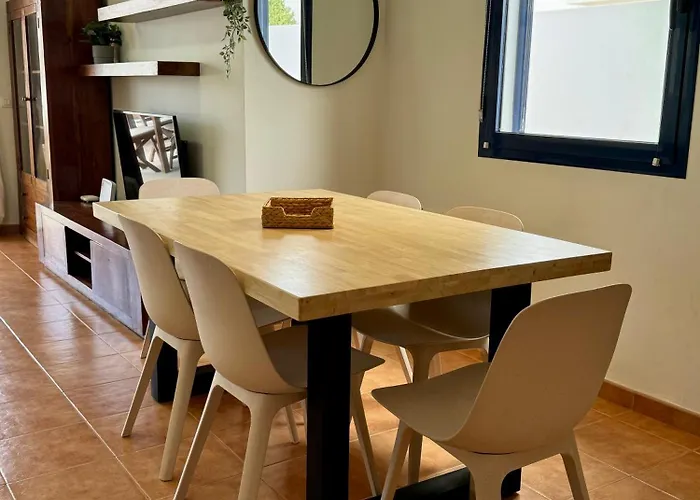 וילה Lovely Adas